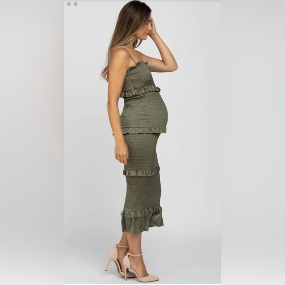 PinkBlush - NWOT - Olive Colour Off the Shoulder Teared Maternity Midi Dress - Picture 4 of 4